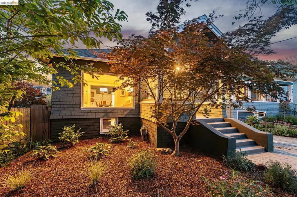 6521 Dover Street Berkeley CA 94703