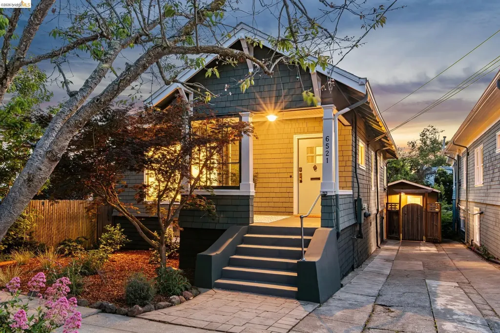 6521 Dover Street Berkeley CA 94703