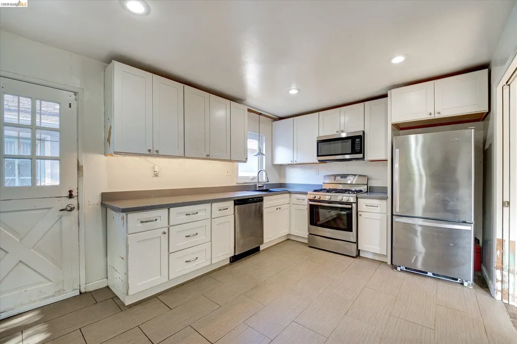 645 31st Street Richmond CA 94804
