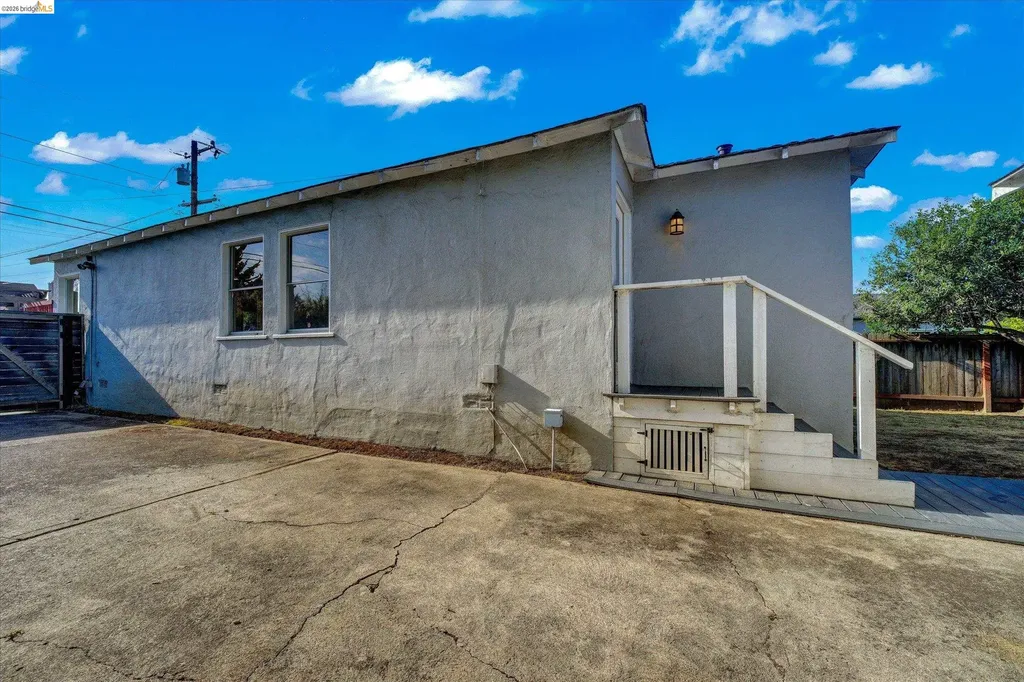 645 31st Street Richmond CA 94804
