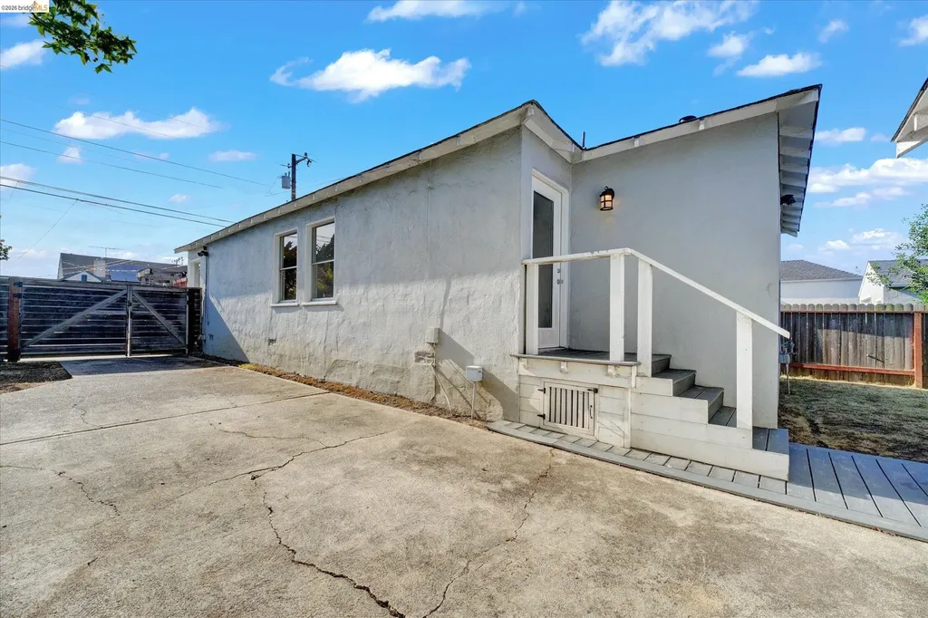 645 31st Street Richmond CA 94804