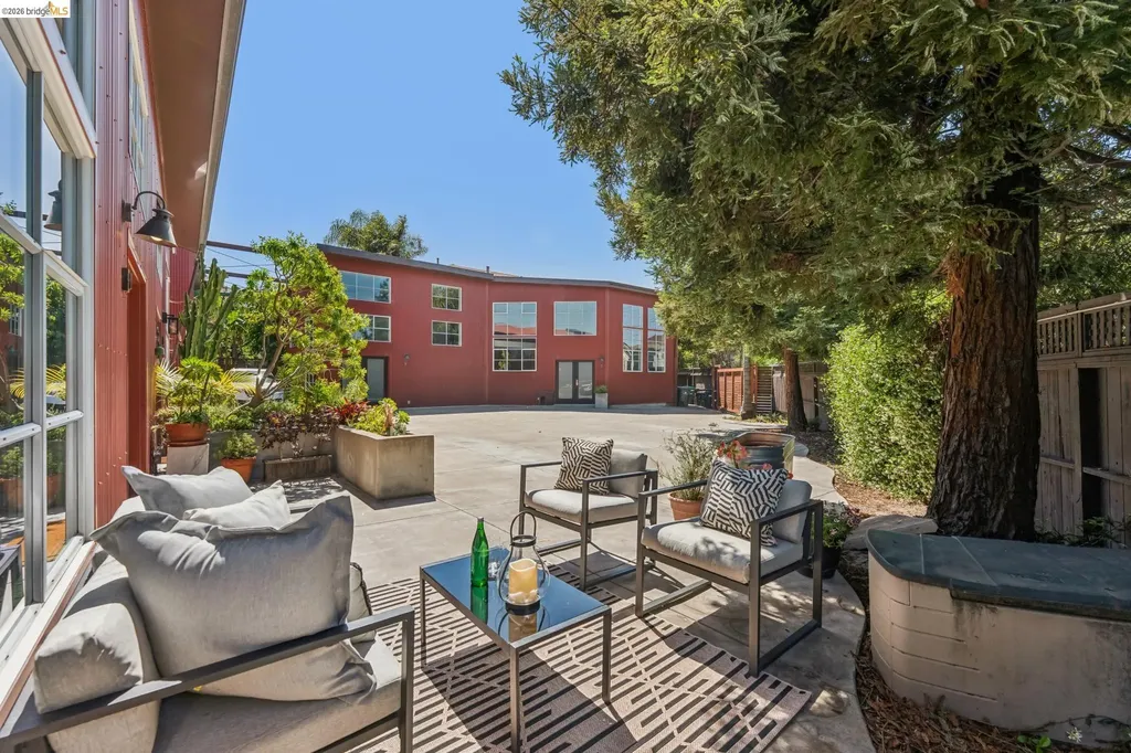 829 21st Street Oakland CA 94607