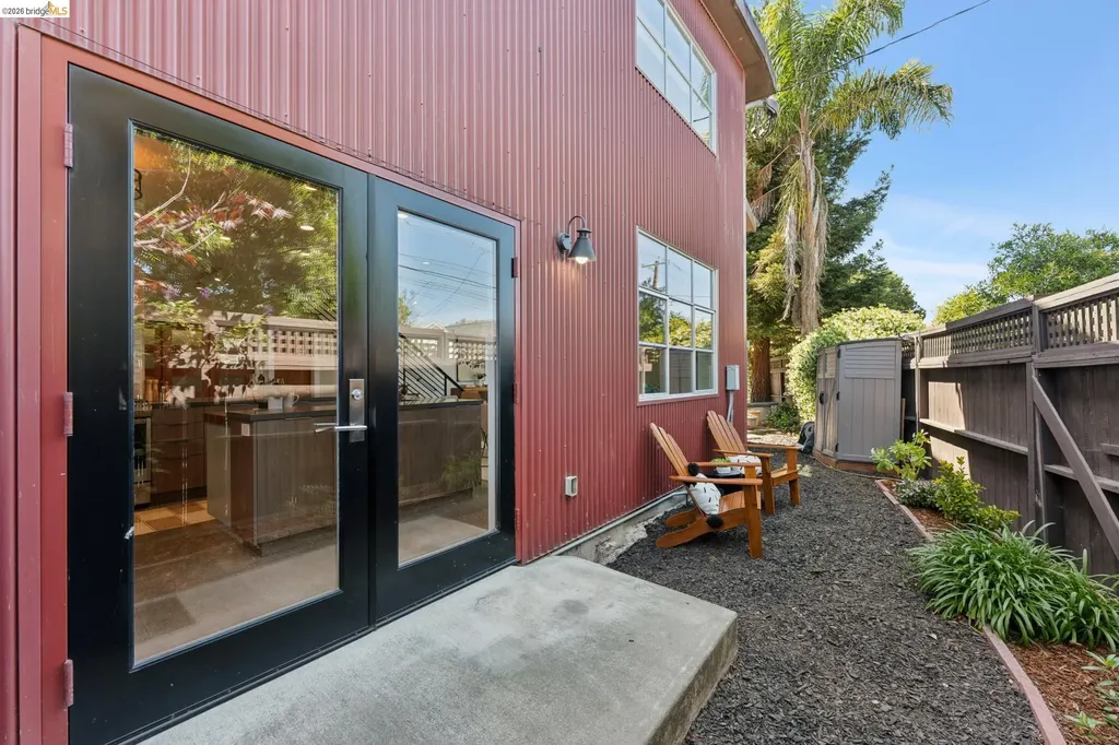 829 21st Street Oakland CA 94607