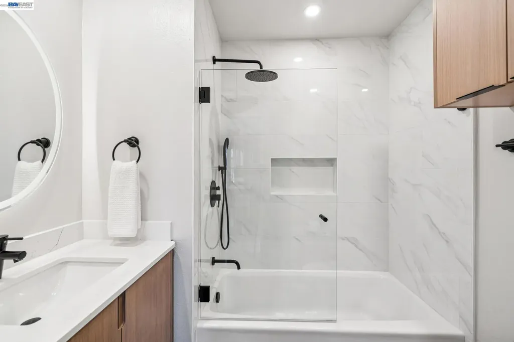 3430 Camanoe Lane Alameda CA 94502