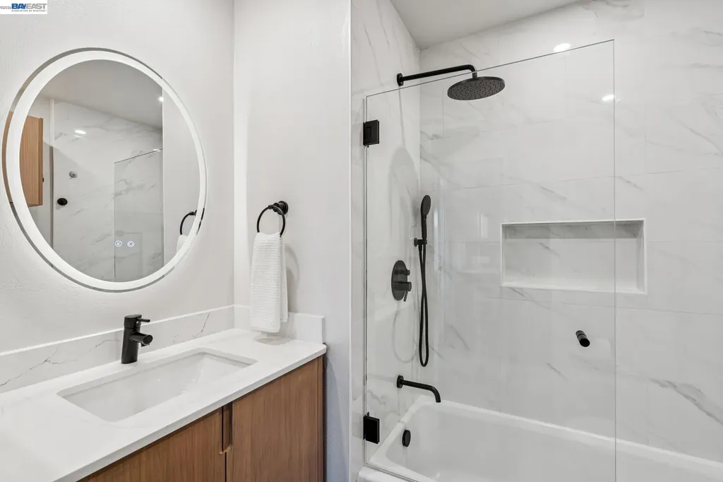 3430 Camanoe Lane Alameda CA 94502