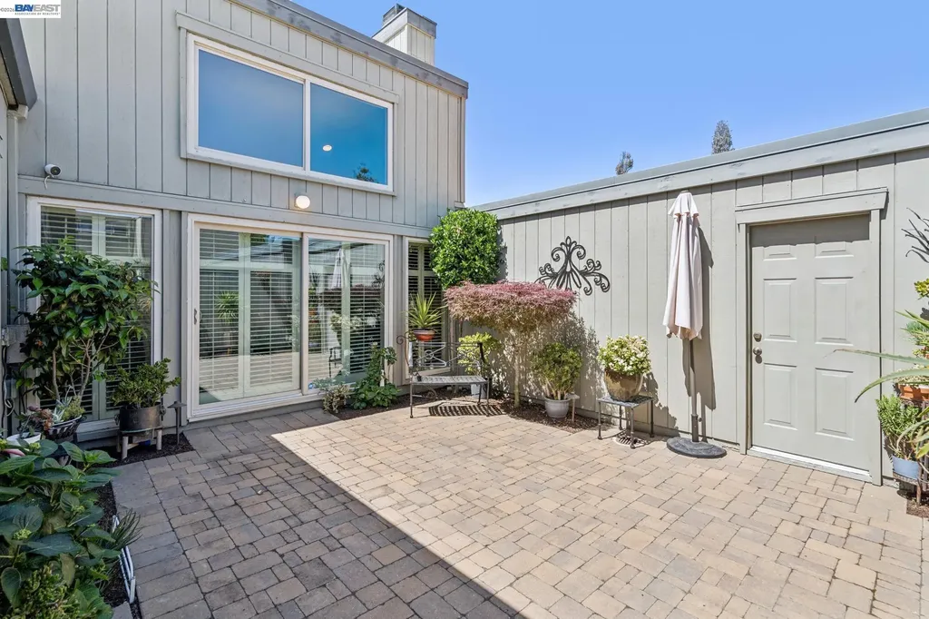 3430 Camanoe Lane Alameda CA 94502