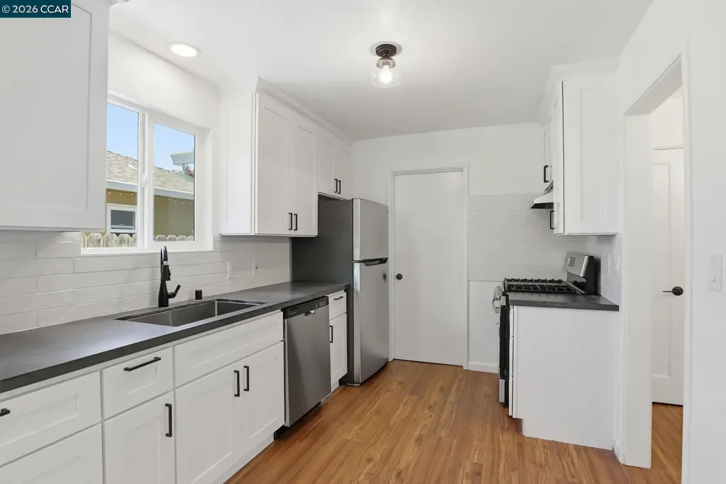 21167 Gribben Avenue Hayward CA 94541