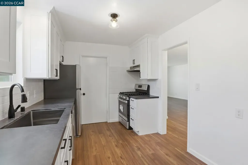 21167 Gribben Avenue Hayward CA 94541