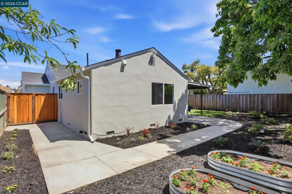 21167 Gribben Avenue Hayward CA 94541