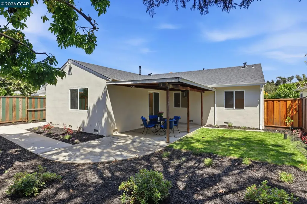 21167 Gribben Avenue Hayward CA 94541