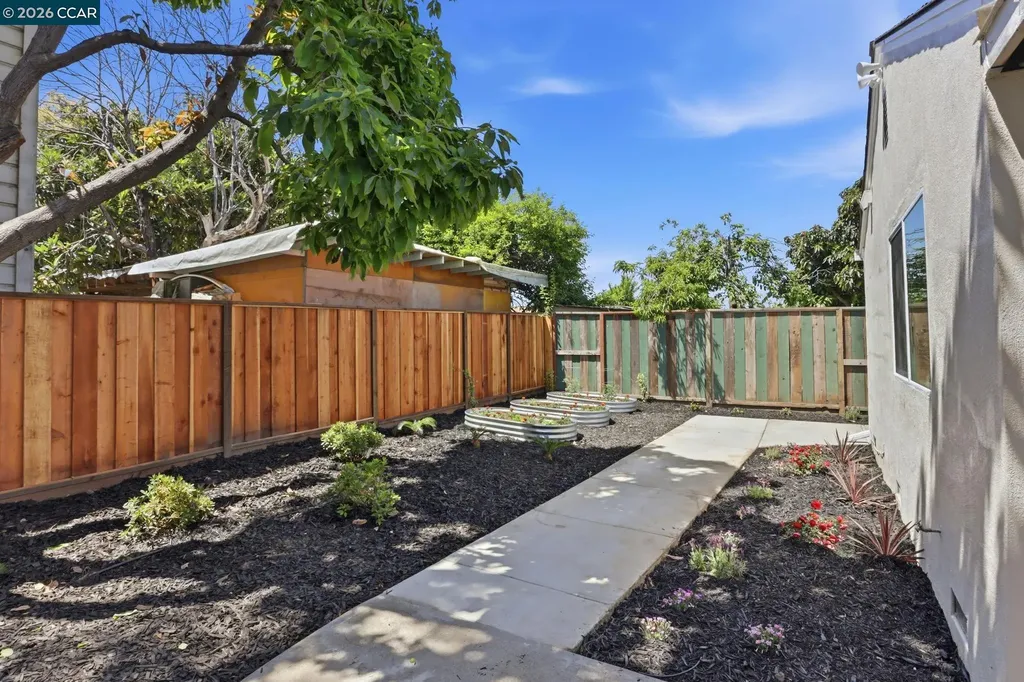 21167 Gribben Avenue Hayward CA 94541