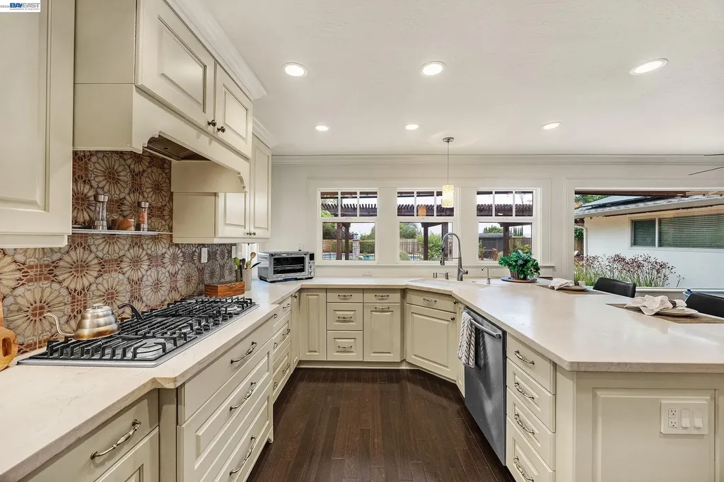 1152 Farmington Way Livermore CA 94550
