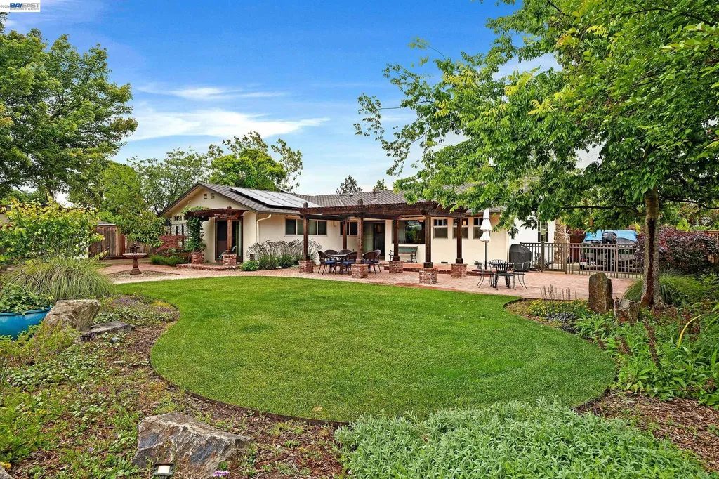 1152 Farmington Way Livermore CA 94550