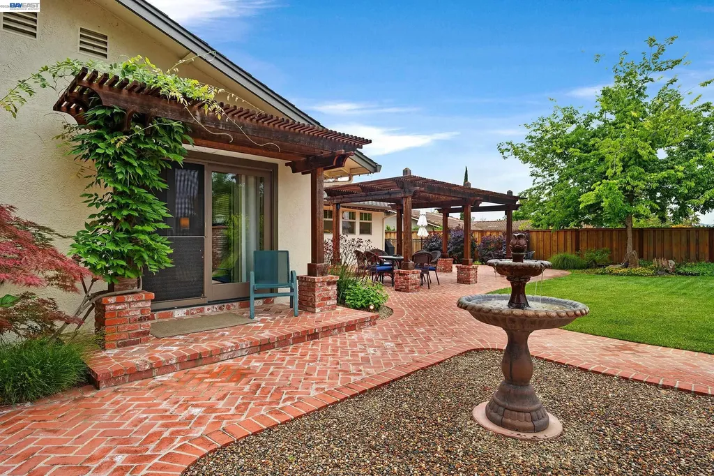 1152 Farmington Way Livermore CA 94550