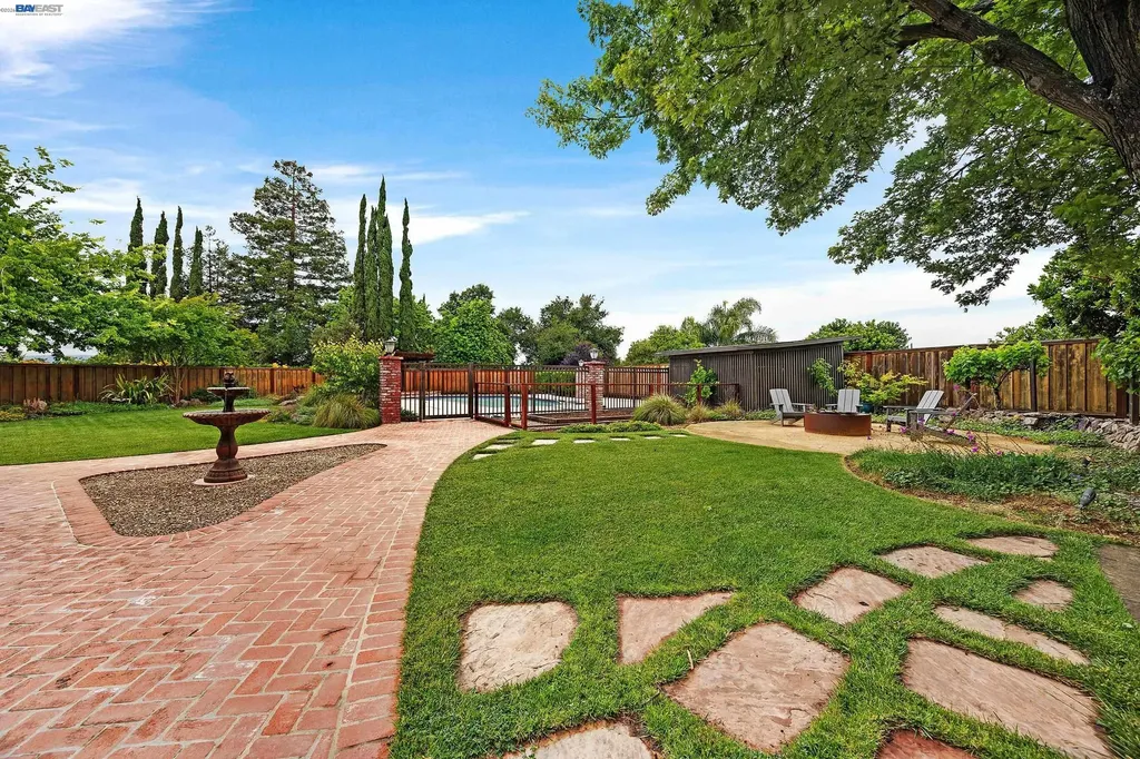 1152 Farmington Way Livermore CA 94550