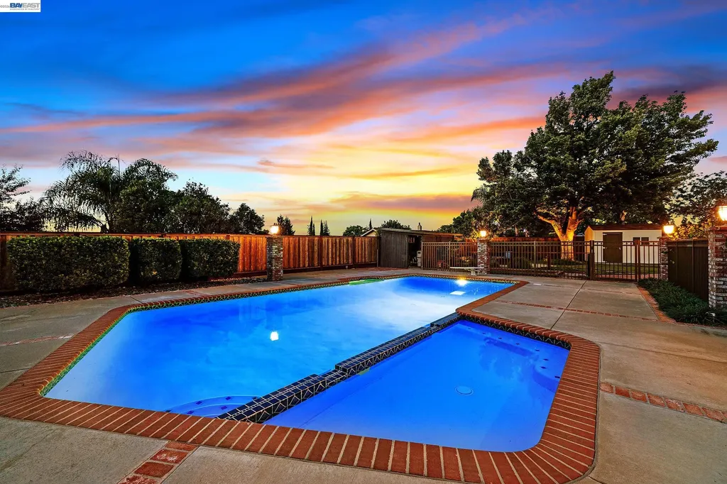 1152 Farmington Way Livermore CA 94550