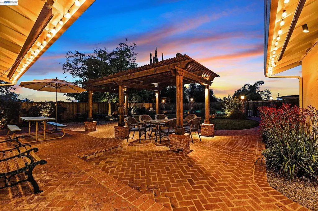 1152 Farmington Way Livermore CA 94550