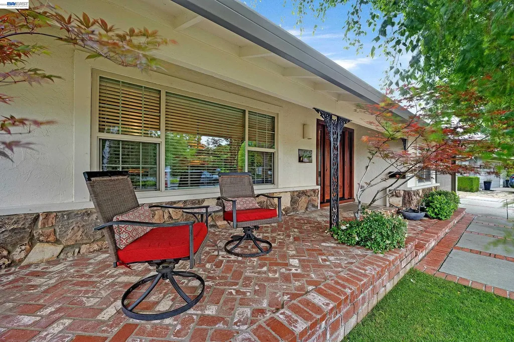 1152 Farmington Way Livermore CA 94550