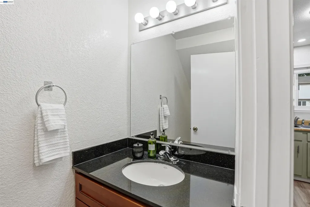 3789 Saratoga Way Pleasanton CA 94588