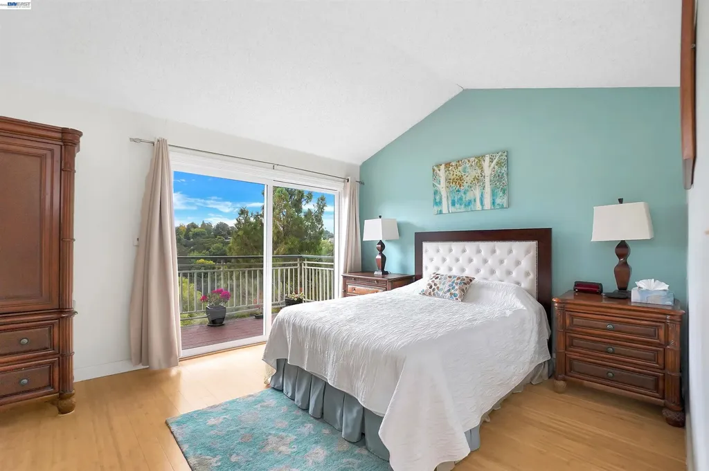 25047 Oakridge Court Hayward CA 94541