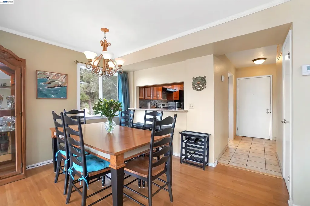 25047 Oakridge Court Hayward CA 94541
