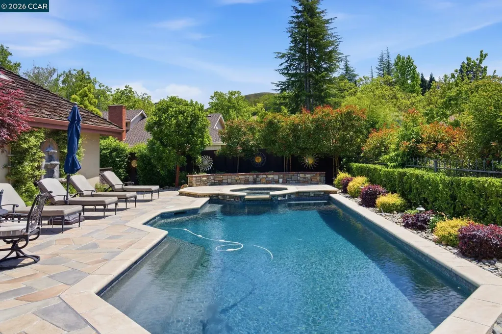 51 Red Cypress Court Danville CA 94506