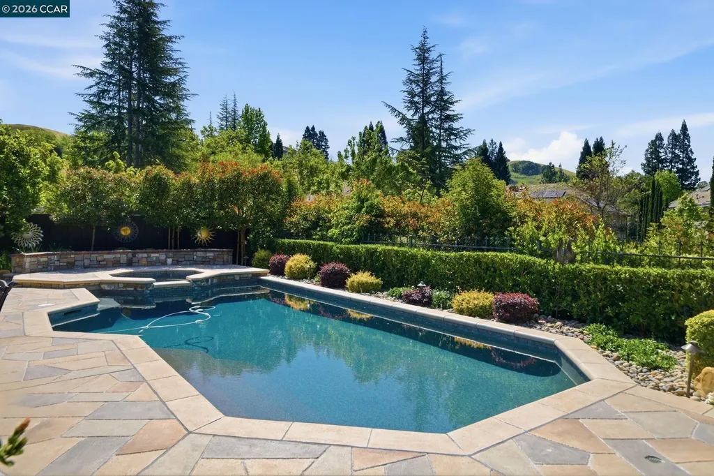 51 Red Cypress Court Danville CA 94506