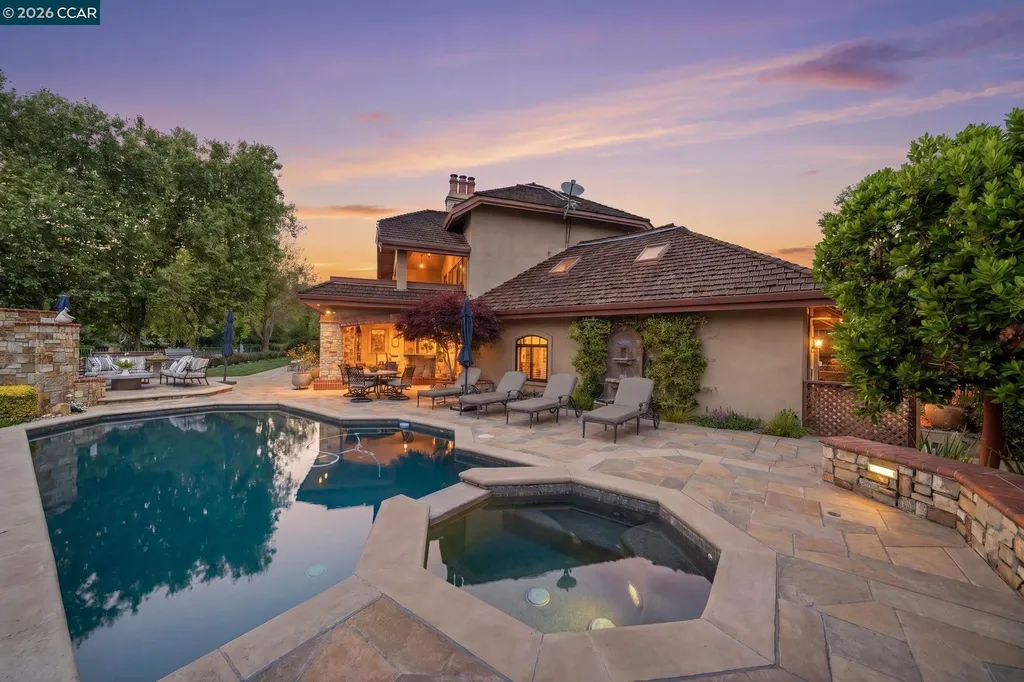 51 Red Cypress Court Danville CA 94506