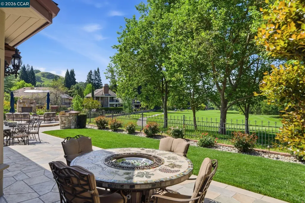 51 Red Cypress Court Danville CA 94506