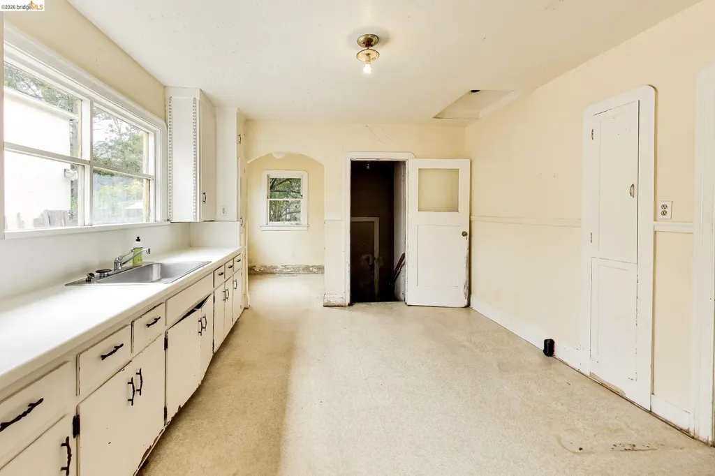 1839 Dwight Way Berkeley CA 94703