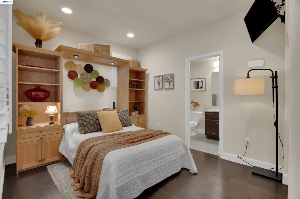 484 Selby Lane Livermore CA 94551