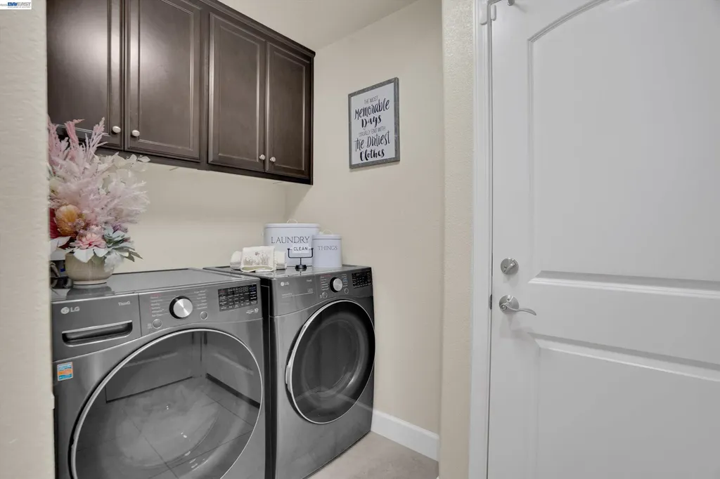 484 Selby Lane Livermore CA 94551