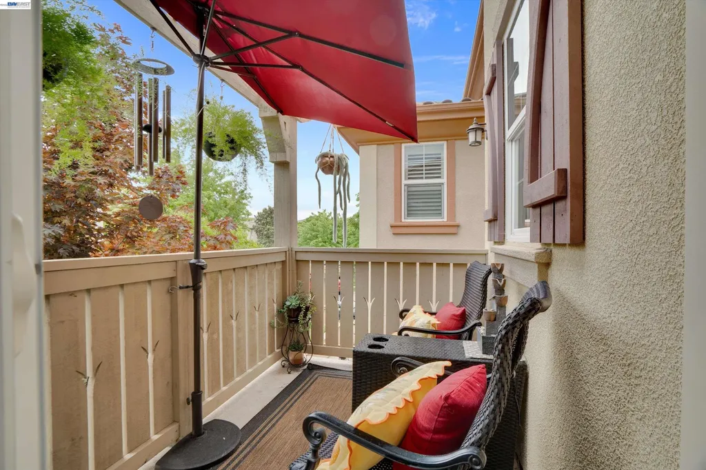 484 Selby Lane Livermore CA 94551