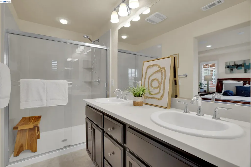 484 Selby Lane Livermore CA 94551