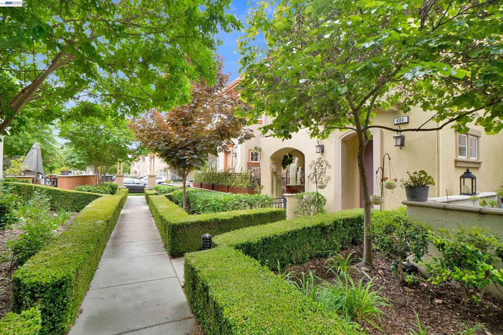 484 Selby Lane Livermore CA 94551