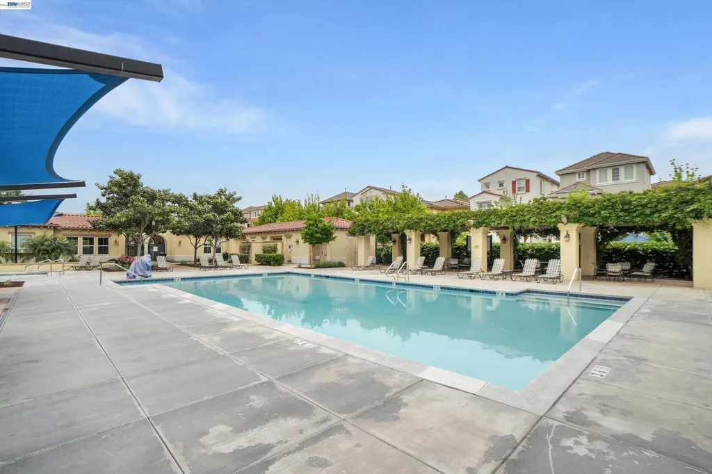 484 Selby Lane Livermore CA 94551