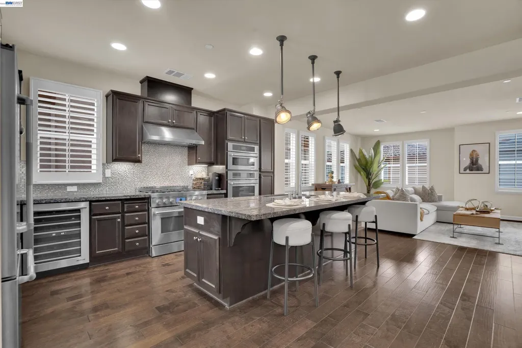 484 Selby Lane Livermore CA 94551