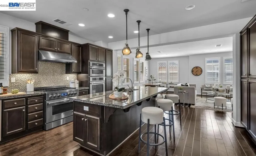 484 Selby Lane Livermore CA 94551