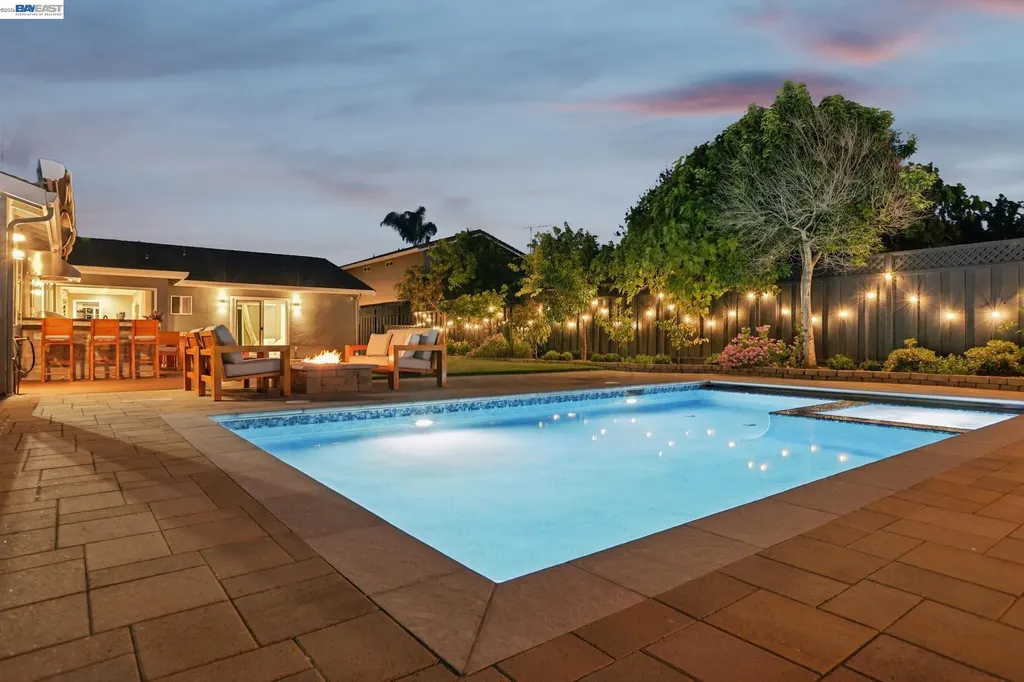 7799 Hermitage Avenue Newark CA 94560
