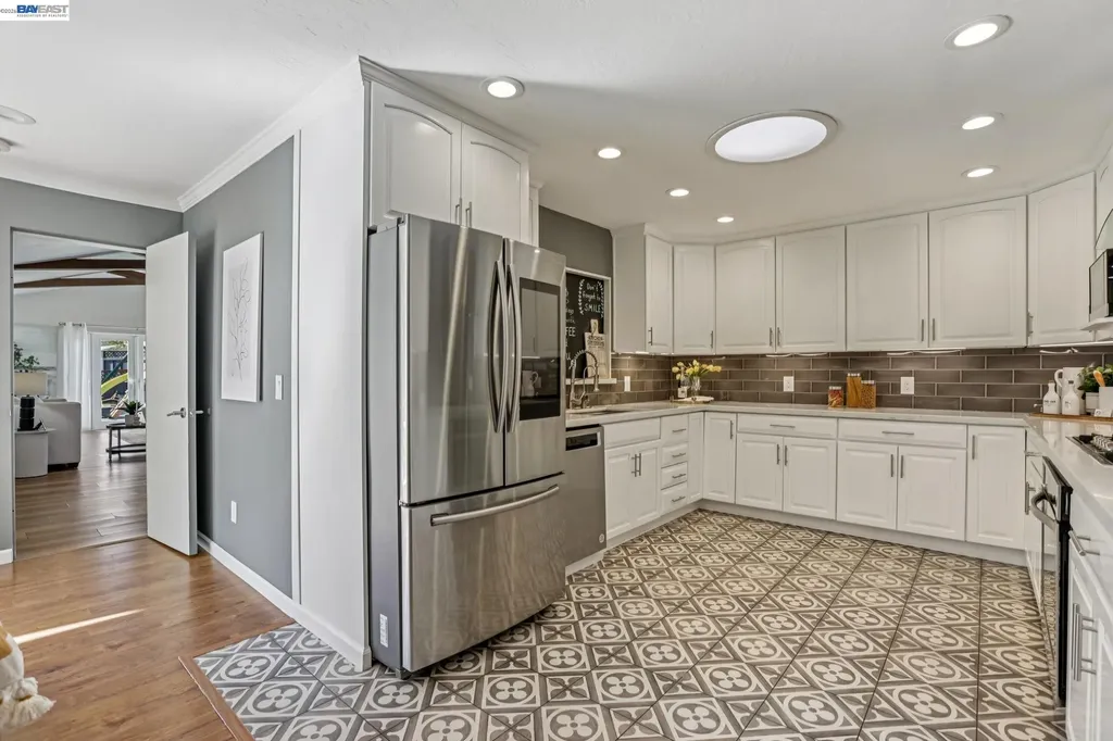 7799 Hermitage Avenue Newark CA 94560