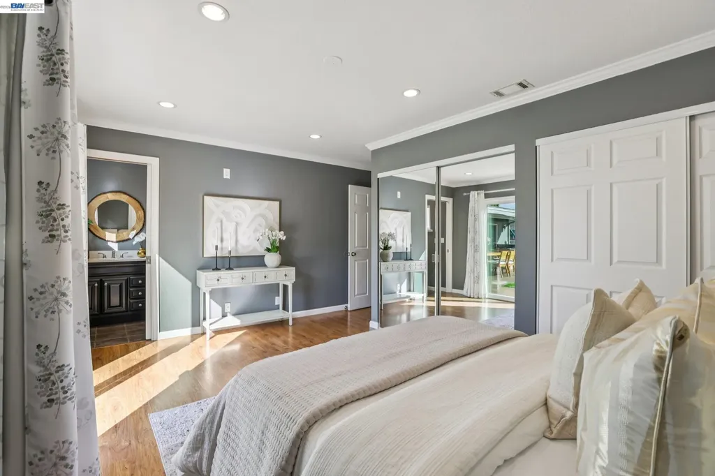 7799 Hermitage Avenue Newark CA 94560