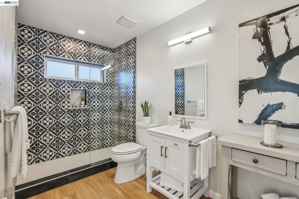 7799 Hermitage Avenue Newark CA 94560