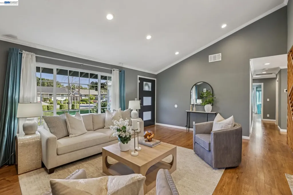 7799 Hermitage Avenue Newark CA 94560