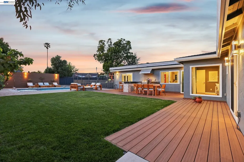 7799 Hermitage Avenue Newark CA 94560