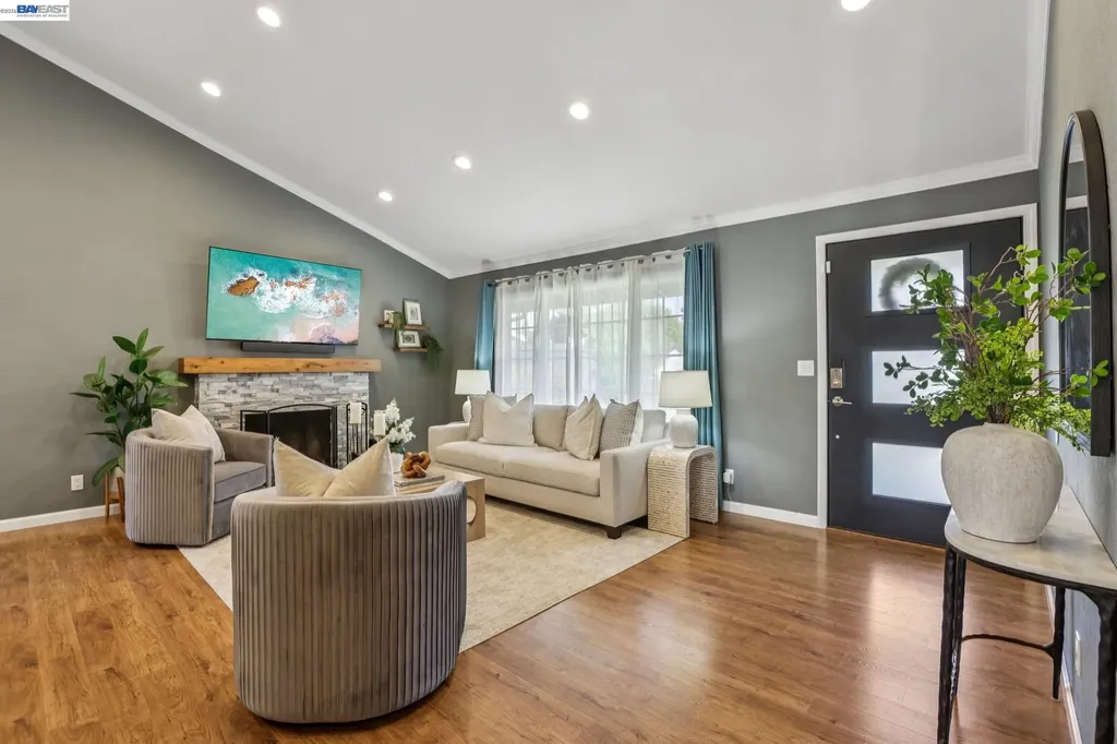 7799 Hermitage Avenue Newark CA 94560