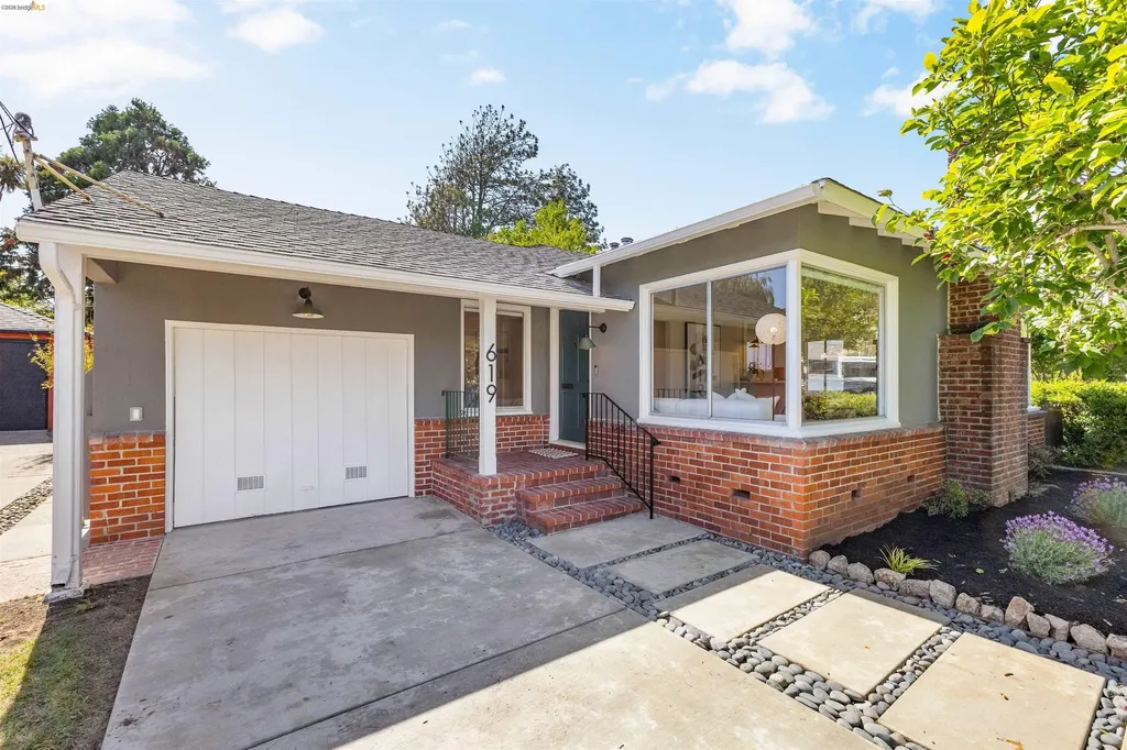 619 Ashbury Avenue El Cerrito CA 94530