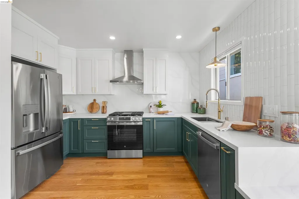 619 Ashbury Avenue El Cerrito CA 94530