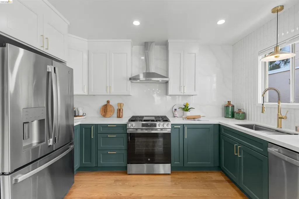 619 Ashbury Avenue El Cerrito CA 94530