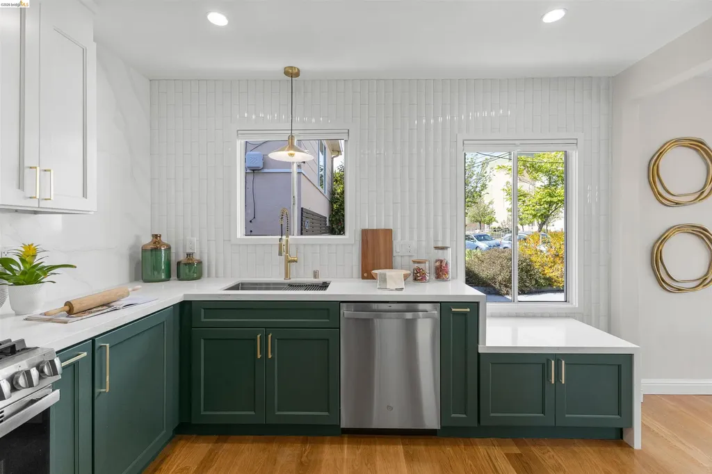 619 Ashbury Avenue El Cerrito CA 94530