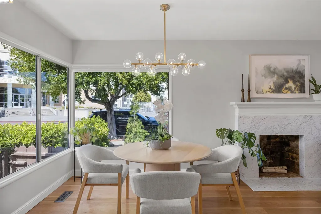 619 Ashbury Avenue El Cerrito CA 94530